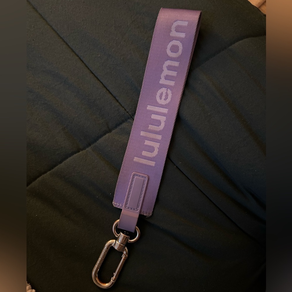 Lululemon Never Lost Keychain